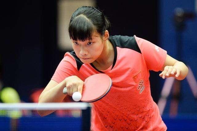 随后利用身 随后利用身