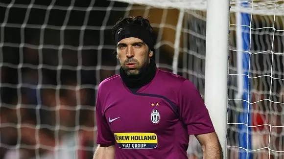 从运动员自 从运动员自